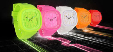 Orologio digitale del quarzo del nuovo silicone di modo